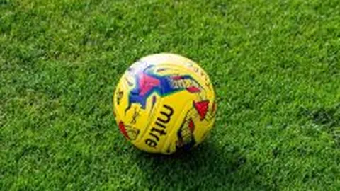 西甲风云：皇马惊险过关，曼联败北，巴黎圣日耳曼反败为胜，阿隆索奇袭双杀